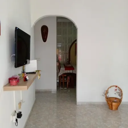 Holiday home Adosado Cerca Del Mar Playa Honda (Lanzarote)